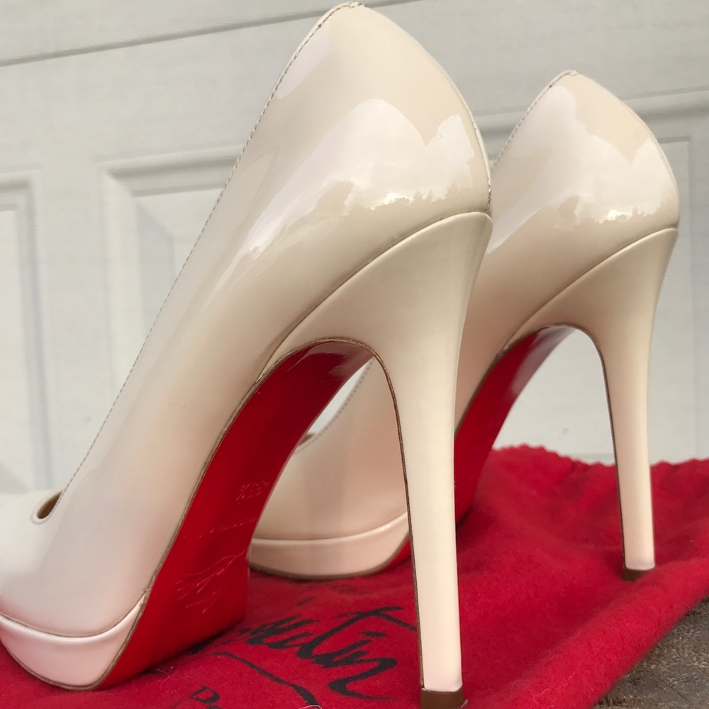 Christian Louboutin Simple pumps